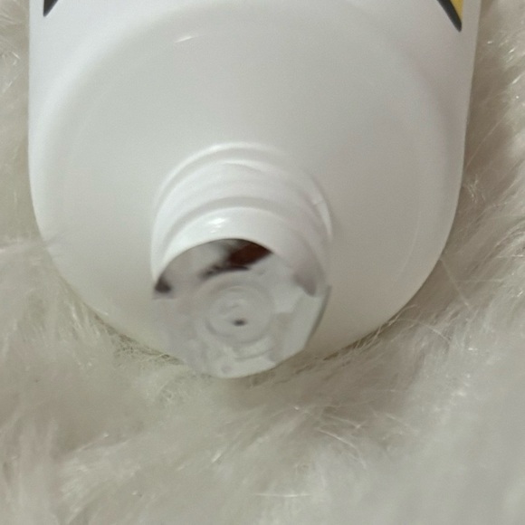 Advanced Snail Mucin Gel cleanser - Picture 2 of 3